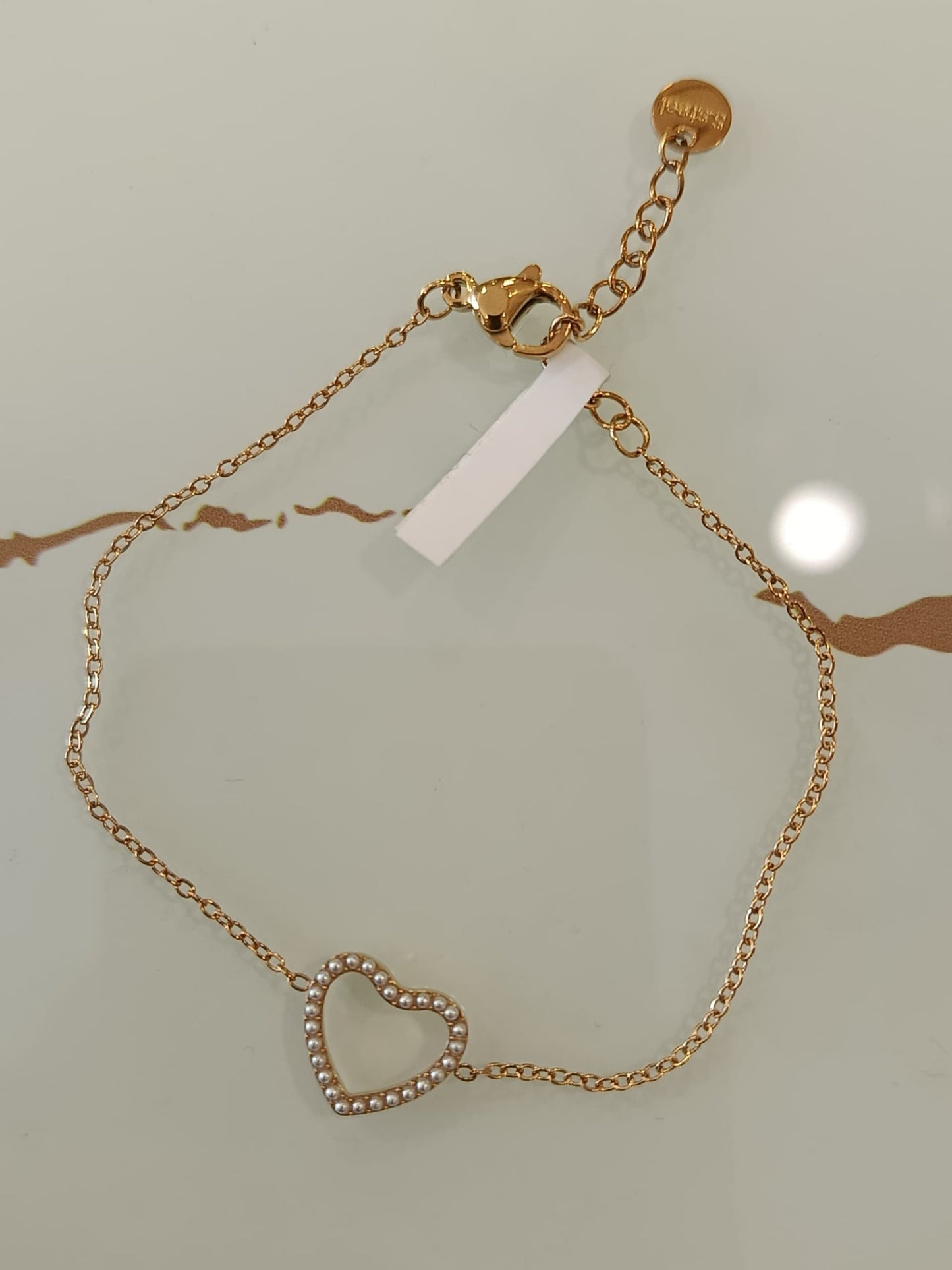 PULSEIRA PÉROLAS EM CORAÇÃO