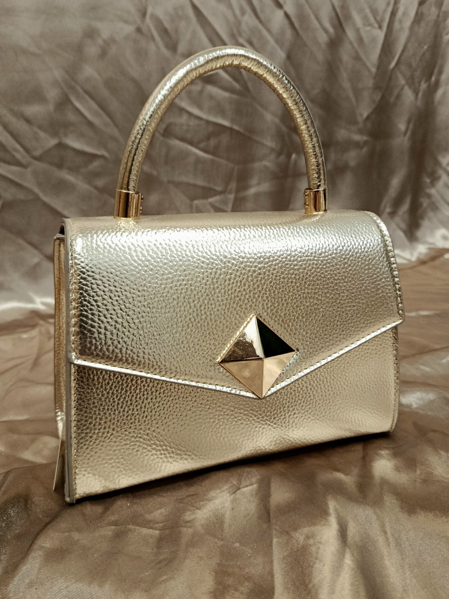 MALA ELEGANTE